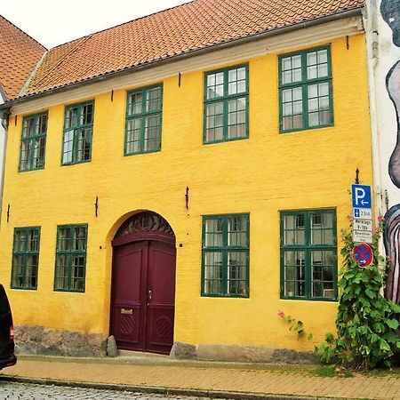 Das Gelbe Haus - Drei Besondere Ferienwohnungen Flensburg Eksteriør bilde
